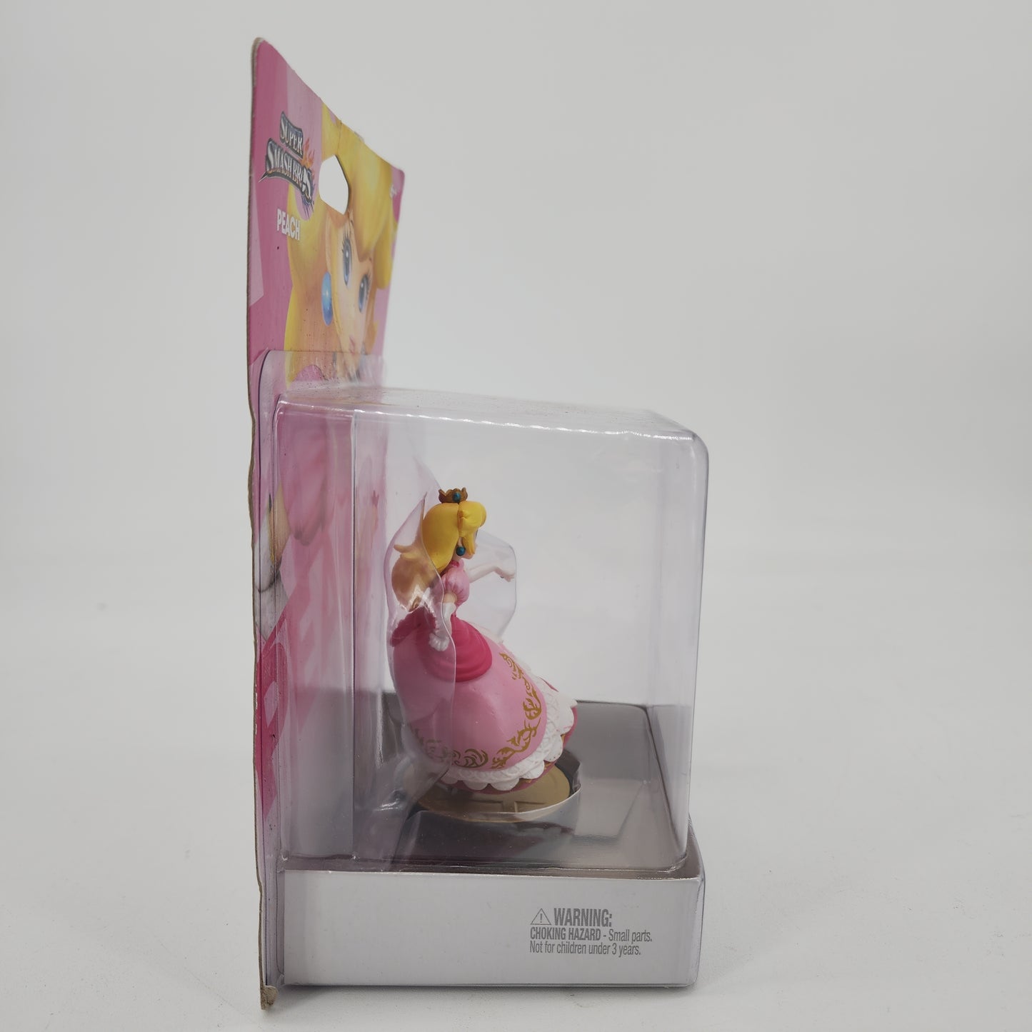 Peach Super Smash Bros AMIIBO Nintendo Switch