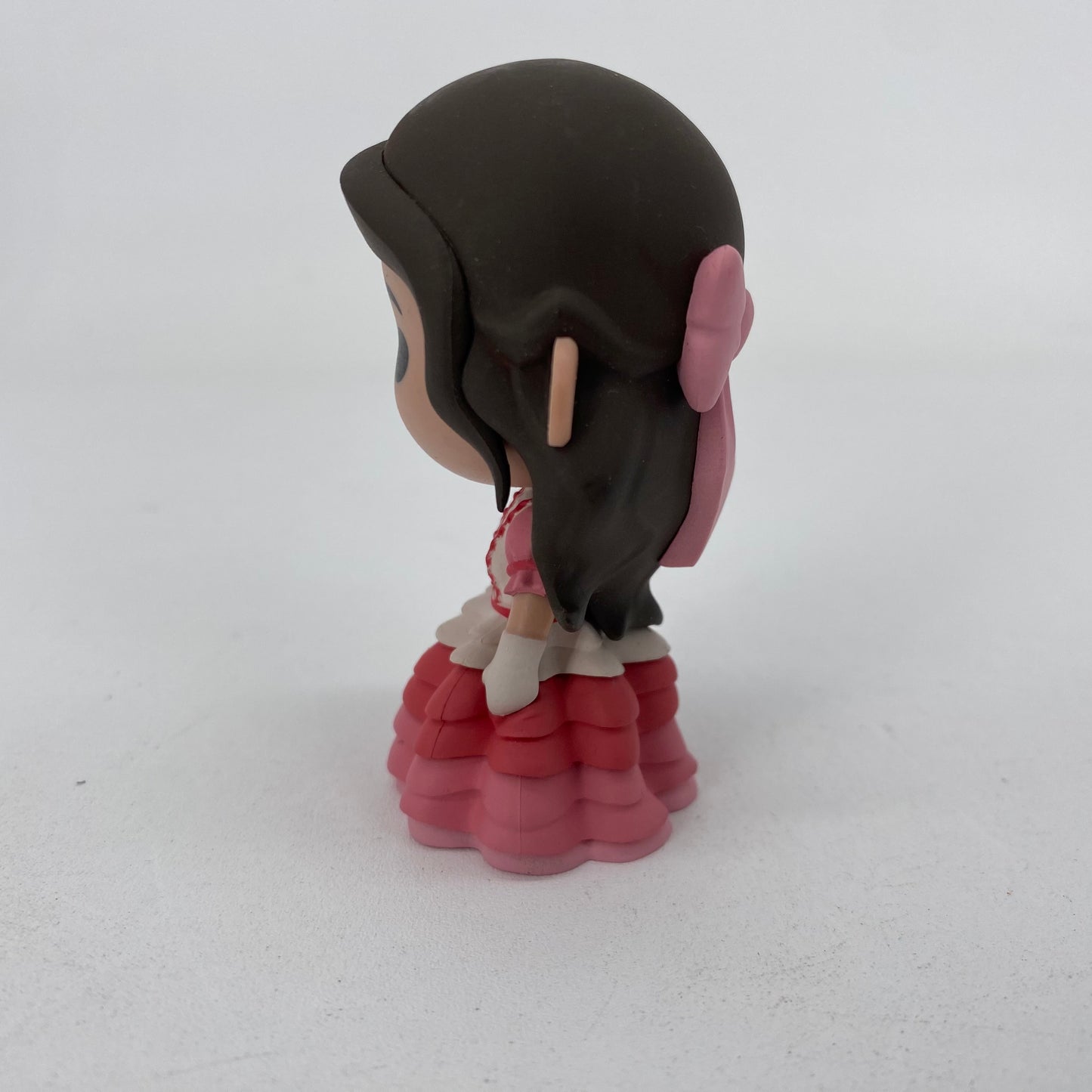 KAYLEE Wedding Cake Dress Q-Bits Figure - Firefly Cargo Crate With Box