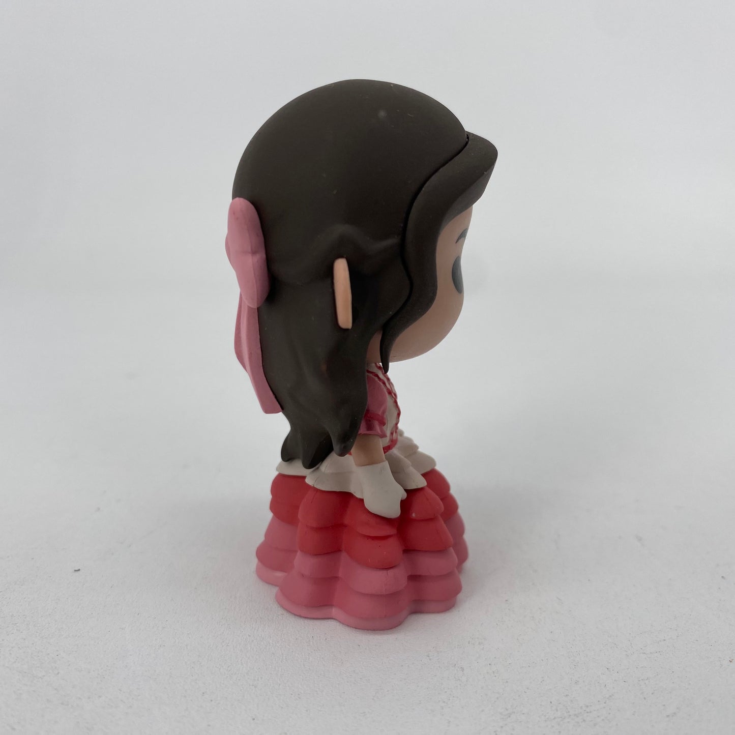 KAYLEE Wedding Cake Dress Q-Bits Figure - Firefly Cargo Crate With Box