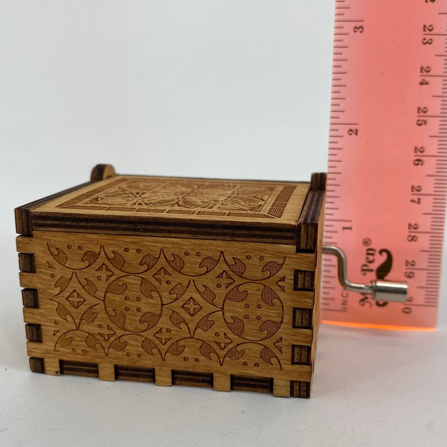 Harry Potter Engraved Wooden Hand Crank Music Box Hedwig Theme - New