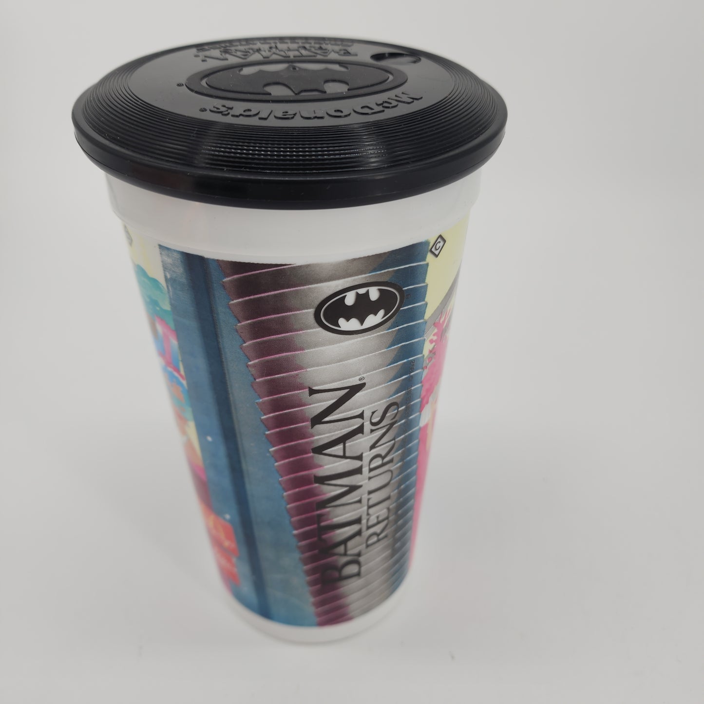 BATMAN RETURNS CATWOMAN 1992 MCDONALDS DC PLASTIC CUP COCA COLA