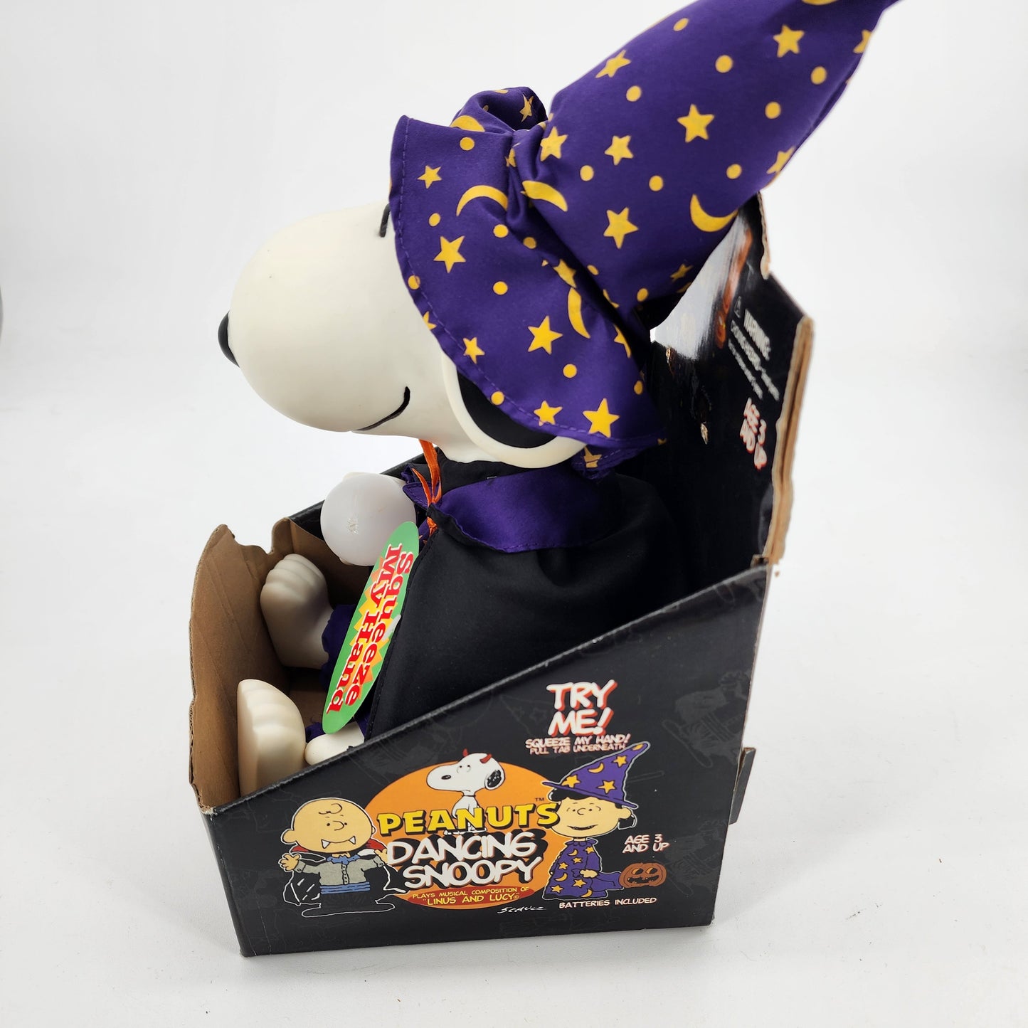 Snoopy 1997 Gemmy Peanuts Dancing Witch 9” WORKS!