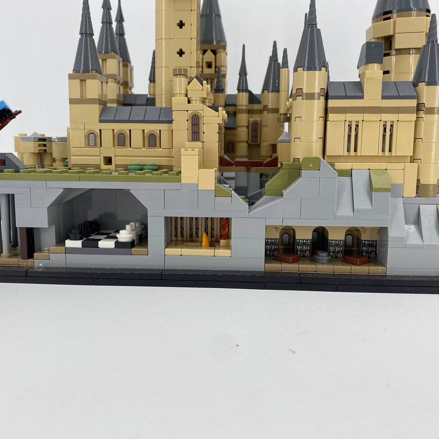 LEGO (76419) Hogwarts Castle & Grounds Harry Potter Complete W/ Manual and Box