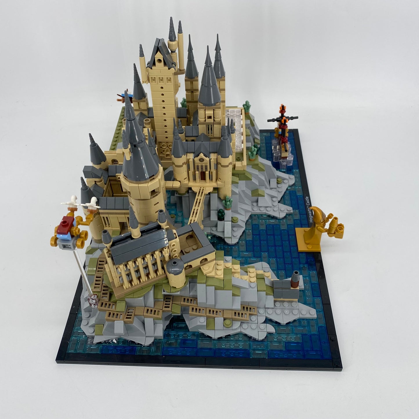 LEGO (76419) Hogwarts Castle & Grounds Harry Potter Complete W/ Manual and Box
