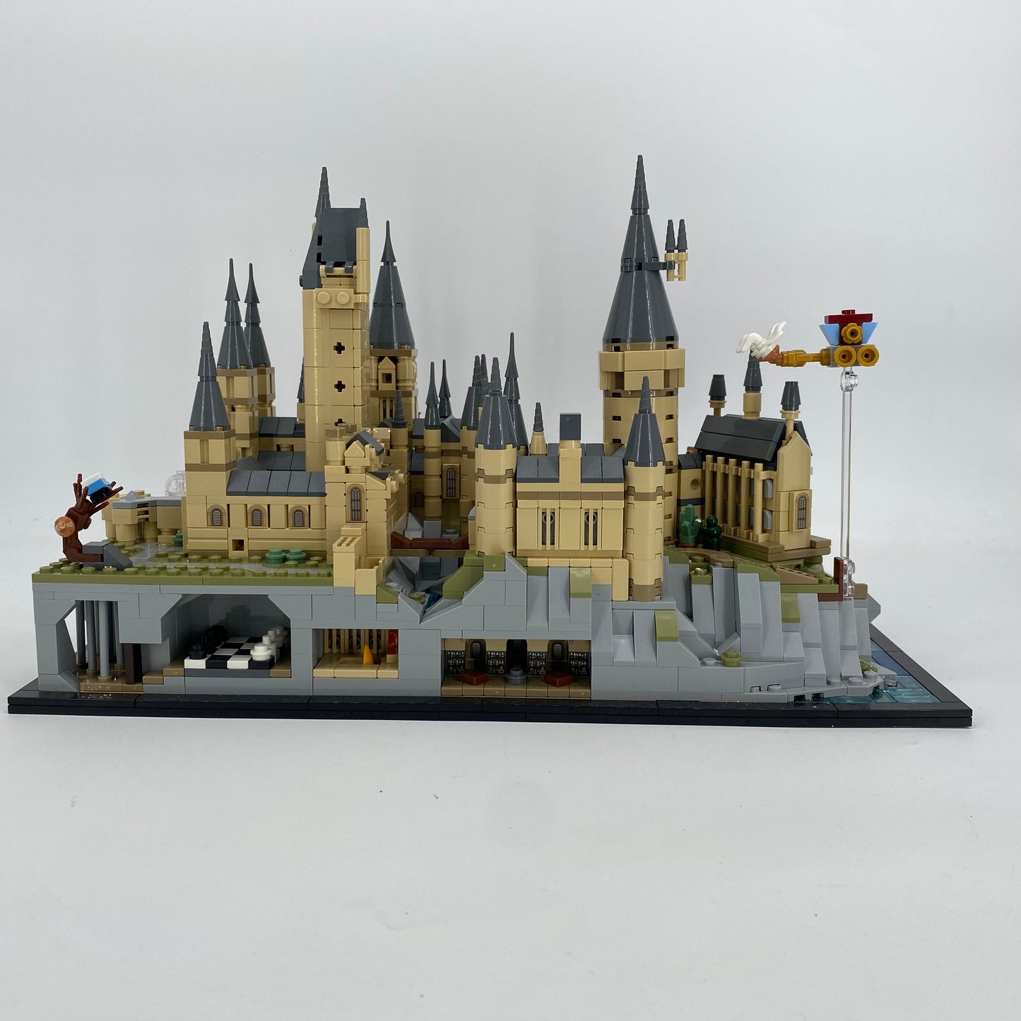LEGO (76419) Hogwarts Castle & Grounds Harry Potter Complete W/ Manual and Box