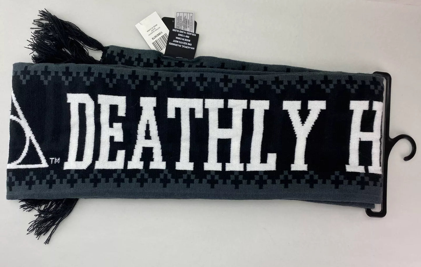 Harry Potter SCARF The Deathly Hallows New from Hot Topic Daniel Radcliff